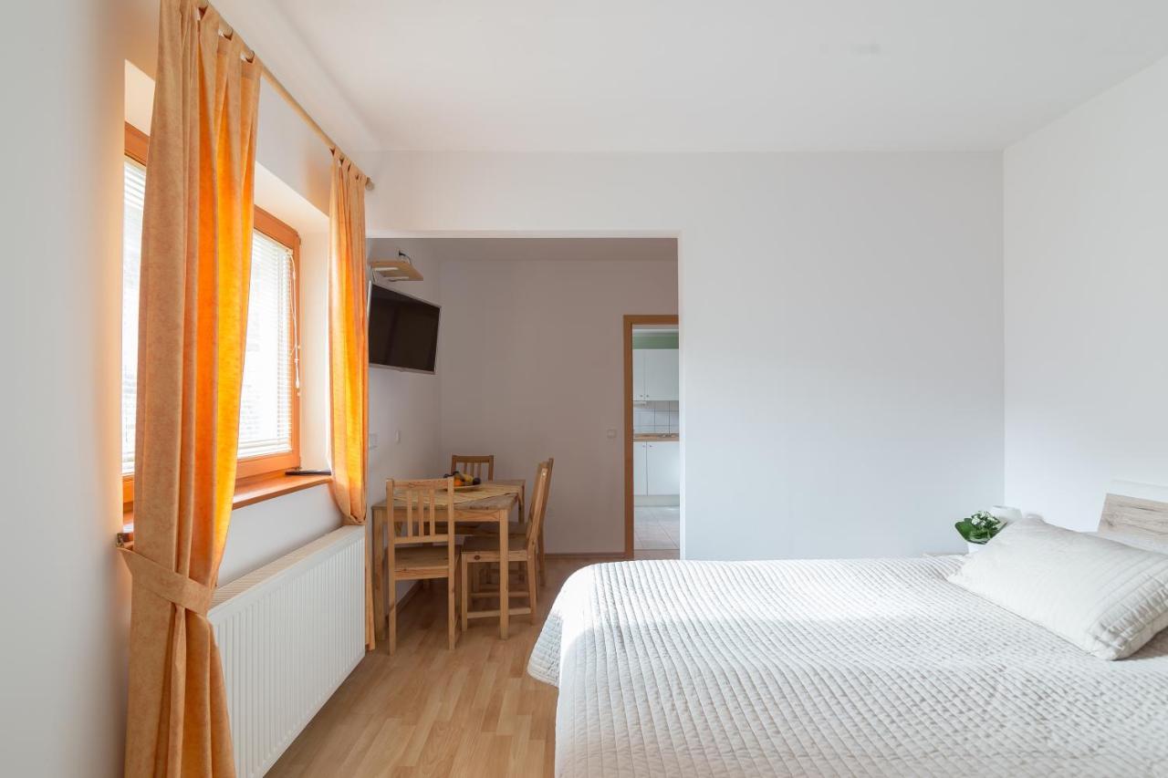 Apartments Valant Блед Екстериор снимка