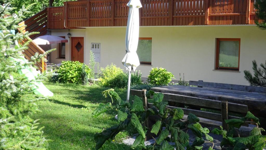 Apartments Valant Блед Стая снимка